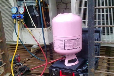Khi nào cần nạp gas cho máy lạnh?
