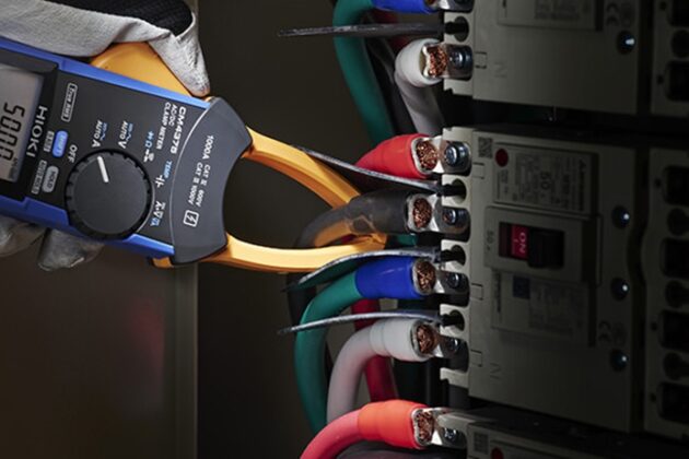 Kỹ thuật siết lại bulong trong tủ điện 3 pha